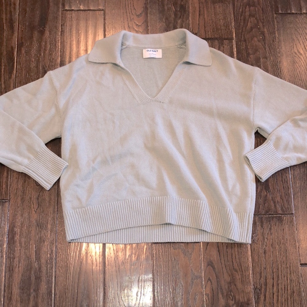 Old navy green knit sweater size medium